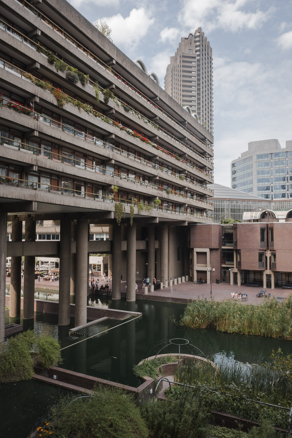 Architecture-Photography-Barbican-Center-London_11